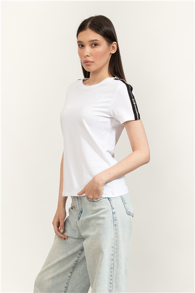 EA7 Kadın Bisiklet Yaka T-Shirt