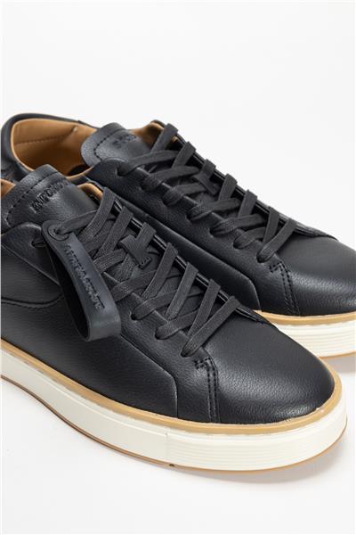 Emporio Armani Erkek Sneaker