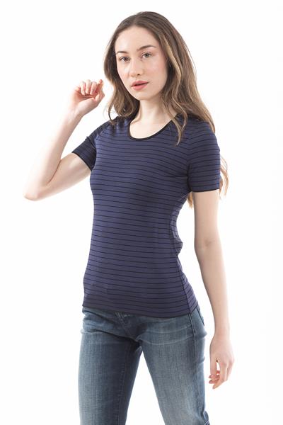 Emporio Armani Kadın Çizgili Kısa Kollu T-Shirt