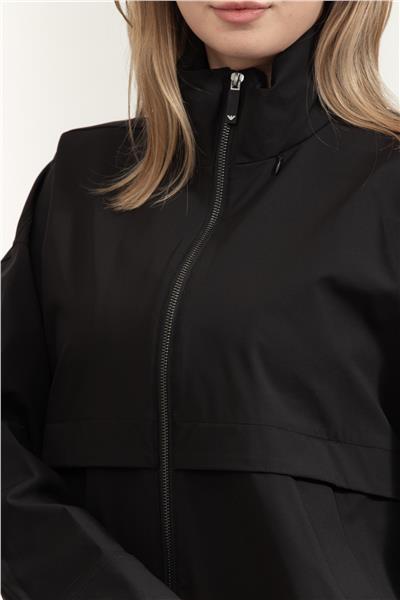 Emporio Armani Kadın Mont