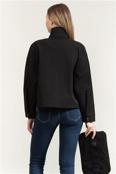 Emporio Armani Kadın Mont