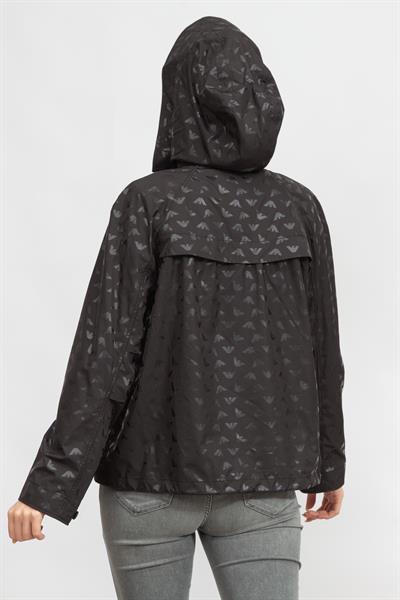 Emporio Armani Kadın Mont