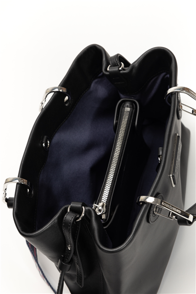 Emporio Armani Kadın Omuz Çantası
