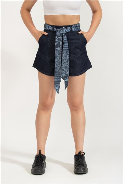 Emporio Armani Kadın Şort