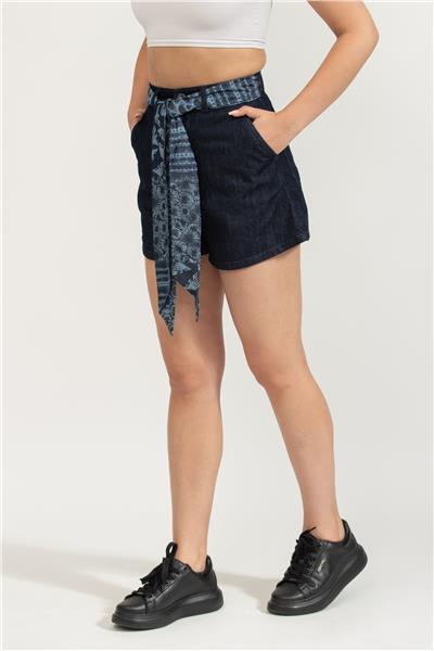 Emporio Armani Kadın Şort