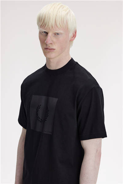 Fred Perry Box Graphic Erkek Bisiklet Yaka T-Shirt