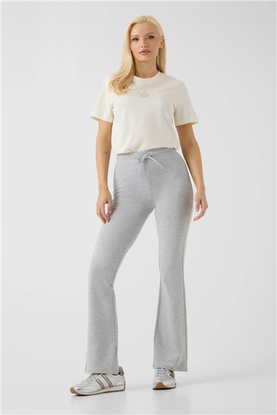 Guess Agena Kadın Aktif Regular Fit Bisiklet Yaka T-Shirt Beyaz