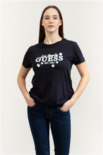 Guess Agnes Kadın Aktif Regular Fit Bisiklet Yaka T-Shirt