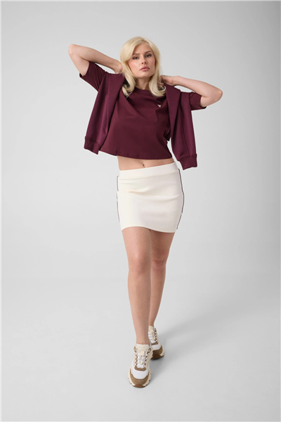 Guess Colette Kadın Aktif Boxy Fit Bisiklet Yaka T-Shirt