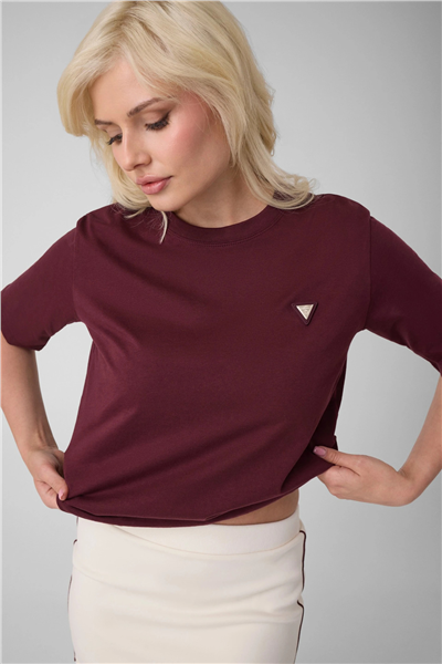 Guess Colette Kadın Aktif Boxy Fit Bisiklet Yaka T-Shirt