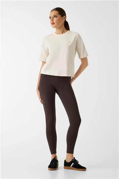 Guess Colette Kadın Aktif Boxy Fit Bisiklet Yaka T-Shirt Krem