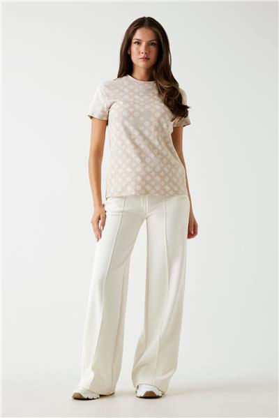 Guess Gloria Kadın Aktif Regular Fit T-Shirt