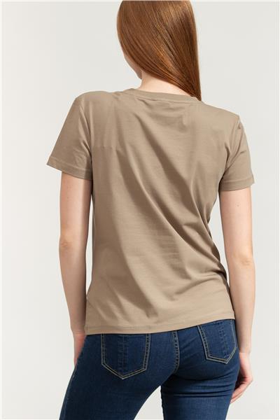 Guess Ingrid Kadın Aktif Regular Fit T-Shirt