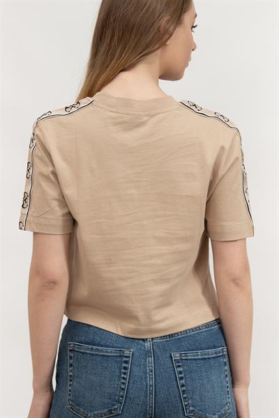 Guess Britney Kadın Aktif Boxy Fit T-Shirt