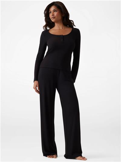 Guess Lia Kadın Modal Slim Fit T-Shirt