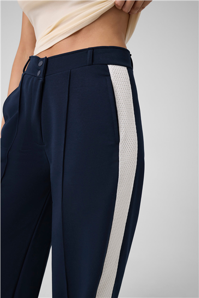 Guess Phoebe Kadın Aktif Relaxed Fit Eşofman Altı Lacivert