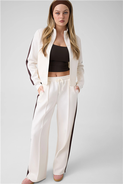Guess Talitha Kadın Aktif Relaxed Fit Eşofman Altı Beyaz