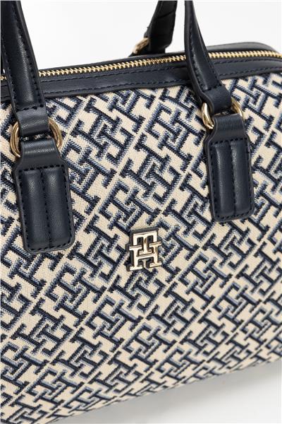 Tommy Hilfiger Kadın Omuz Çantası