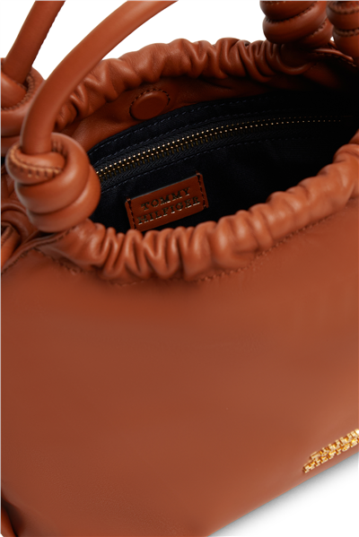 Tommy Hilfiger Th Soft Leather Med Kadın Mini Omuz Çantası