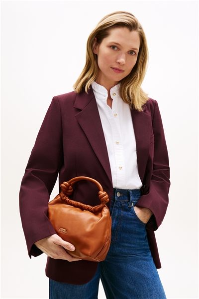 Tommy Hilfiger Th Soft Leather Med Kadın Mini Omuz Çantası