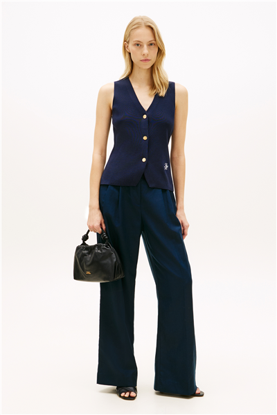 Tommy Hilfiger Th Soft Leather Med Kadın Mini Omuz Çantası