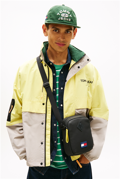 Tommy Hilfiger Tjm Daily Elevated R Erkek Reporter Çanta