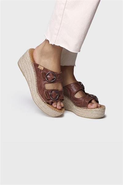 Toni Pons Kadın Terlik