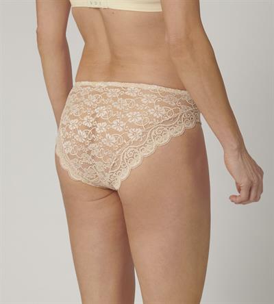 Triumph Amourette 300 Magic Wire Tai02  Külot