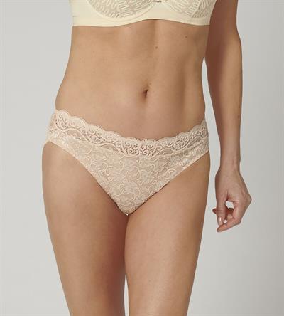 Triumph Amourette 300 Magic Wire Tai02  Külot