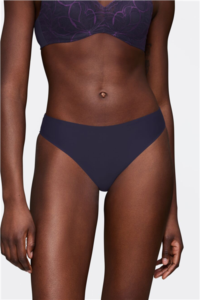 Triumph Kadın Body Make-Up Illusion Lace Highleg Tai Külot Lacivert