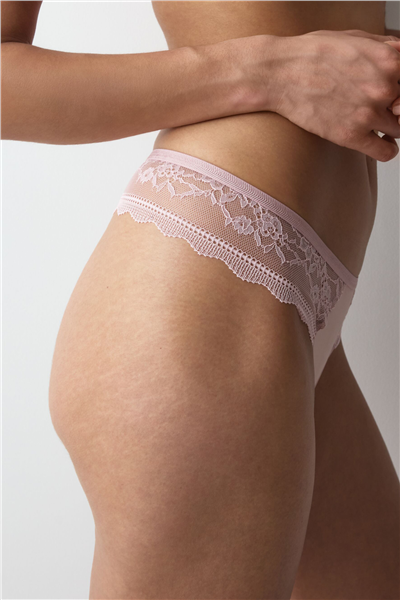 Triumph Comfort Allure String Kadın Külot