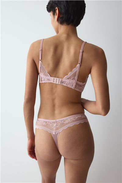 Triumph Comfort Allure String Kadın Külot