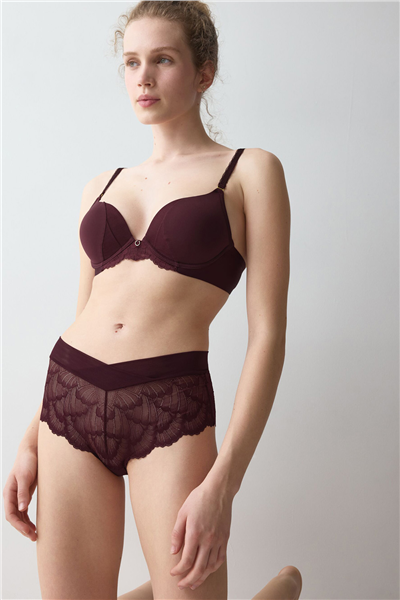 Triumph Love in Lace Shorty Kadın Külot Bordo