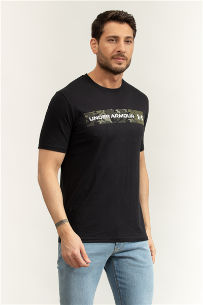 Under Armour UA Camo Chest Stripe SS Erkek Bisiklet Yaka T-Shirt