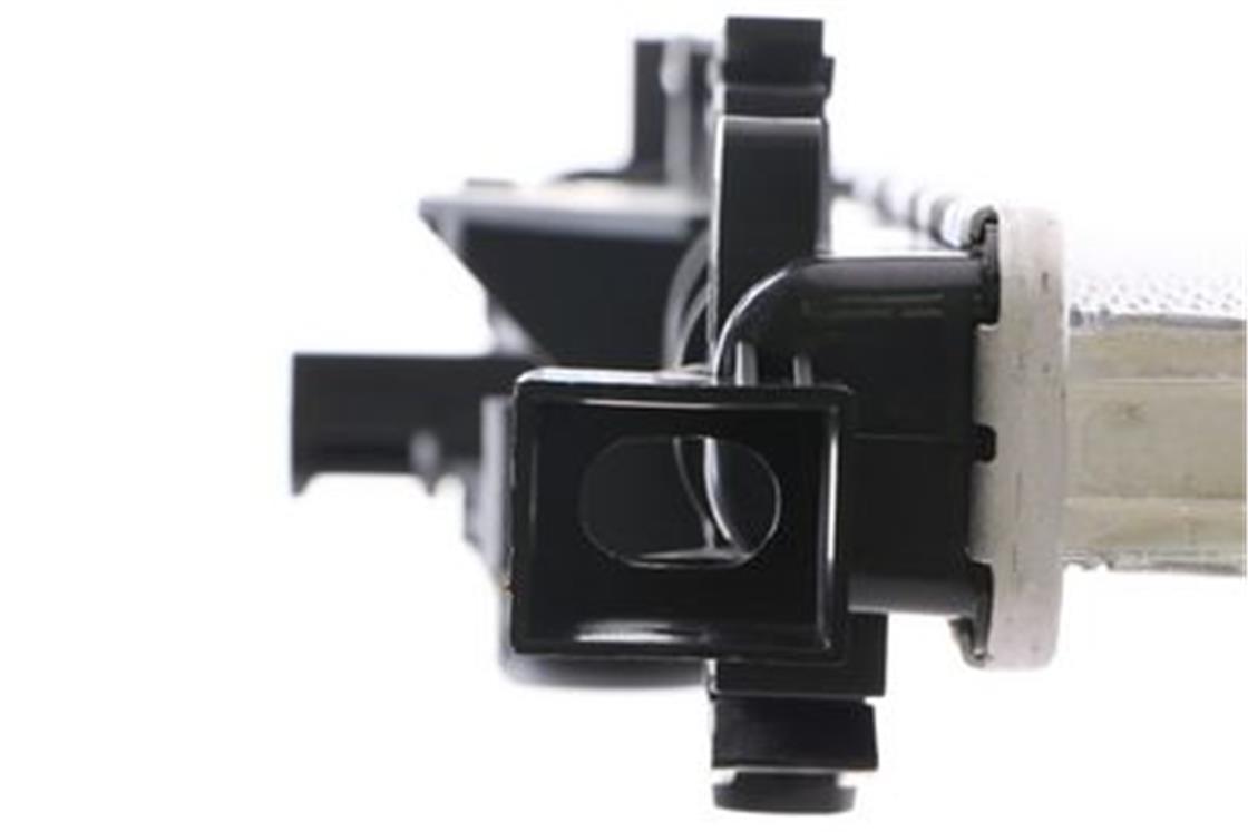 LR RADYATÖR FREELANDER - EVOQUE 2.2 TD4 - LAND ROVER - OEM LR006715