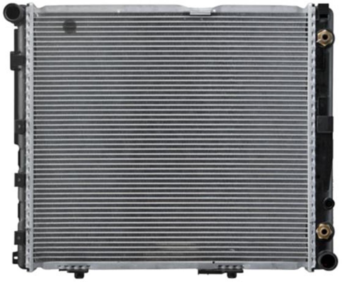 MB RADYATÖR 124  250-300 D - MERCEDES - OEM 124 500 98 03