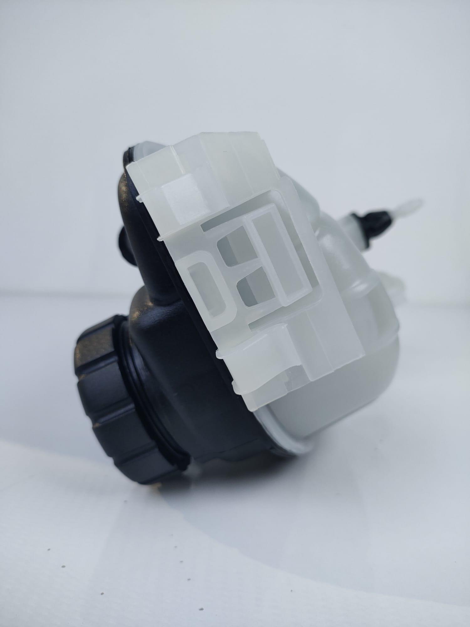 MB RADYATOR SU DEPOSU W117-176-246 KAPAKLI - MERCEDES - OEM 2465000049..