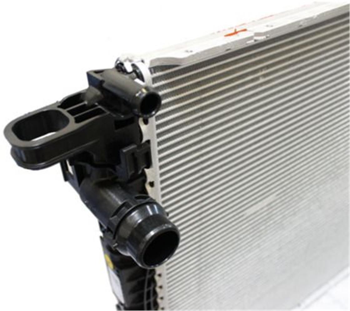 VW RADYATÖR A4 2015-2019 - VW - OEM 8W0121251K
