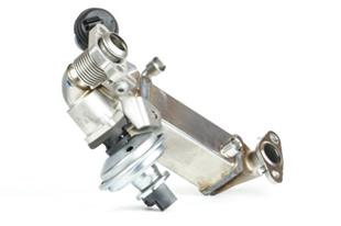BMW EGR RADYATÖRÜ E83 LCI N47 - BMW - OEM 11717805717