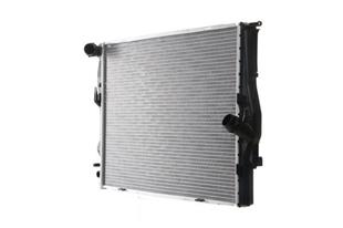 BMW RADYATÖR E84-E87-E90 OTOM. N45-N46  - BMW - OEM 17117553111