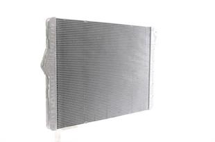 BMW RADYATÖR F10-F01-F02 N52-N53 - BMW - OEM 8MK376777-304