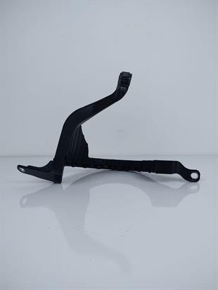 BMW RADYATOR SU BIDONU F10 N20 KAPAKLI - BMW - OEM 17138614293...