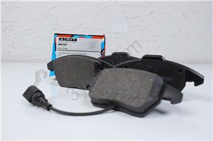 BALATA VW CADDY III GOLF V TOURAN JETTA PASSAT ÖN - VW - OEM 1K0698151C