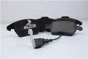 BALATA VW CADDY III GOLF V TOURAN JETTA PASSAT ÖN - VW - OEM 1K0698151C