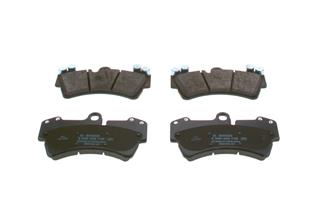 VW BALATA Q7 TOUAREG ÖN - VW - OEM 7L6698151D