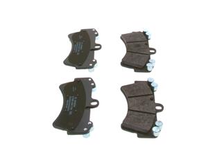 VW BALATA Q7 TOUAREG ÖN - VW - OEM 7L6698151D