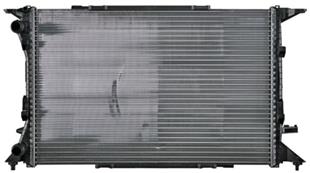 VW RADYATÖR A4-A5-Q5-A6-Q3 2.0 TDI-TFSI  08> 13> - VW - OEM 8K0121251R