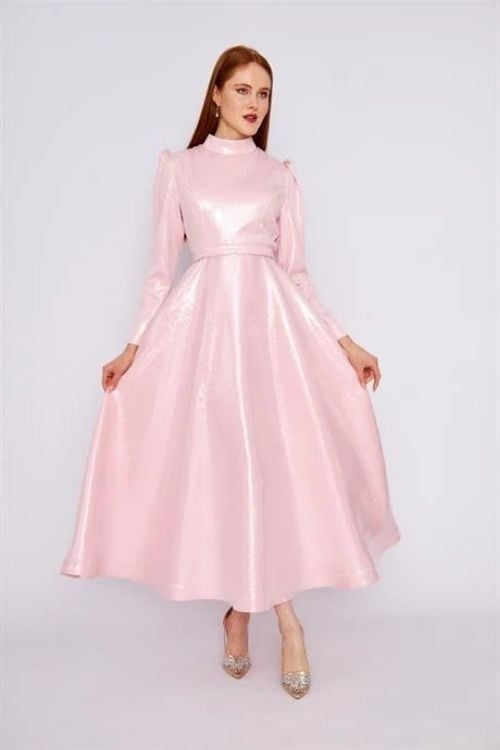 pembe elbise
