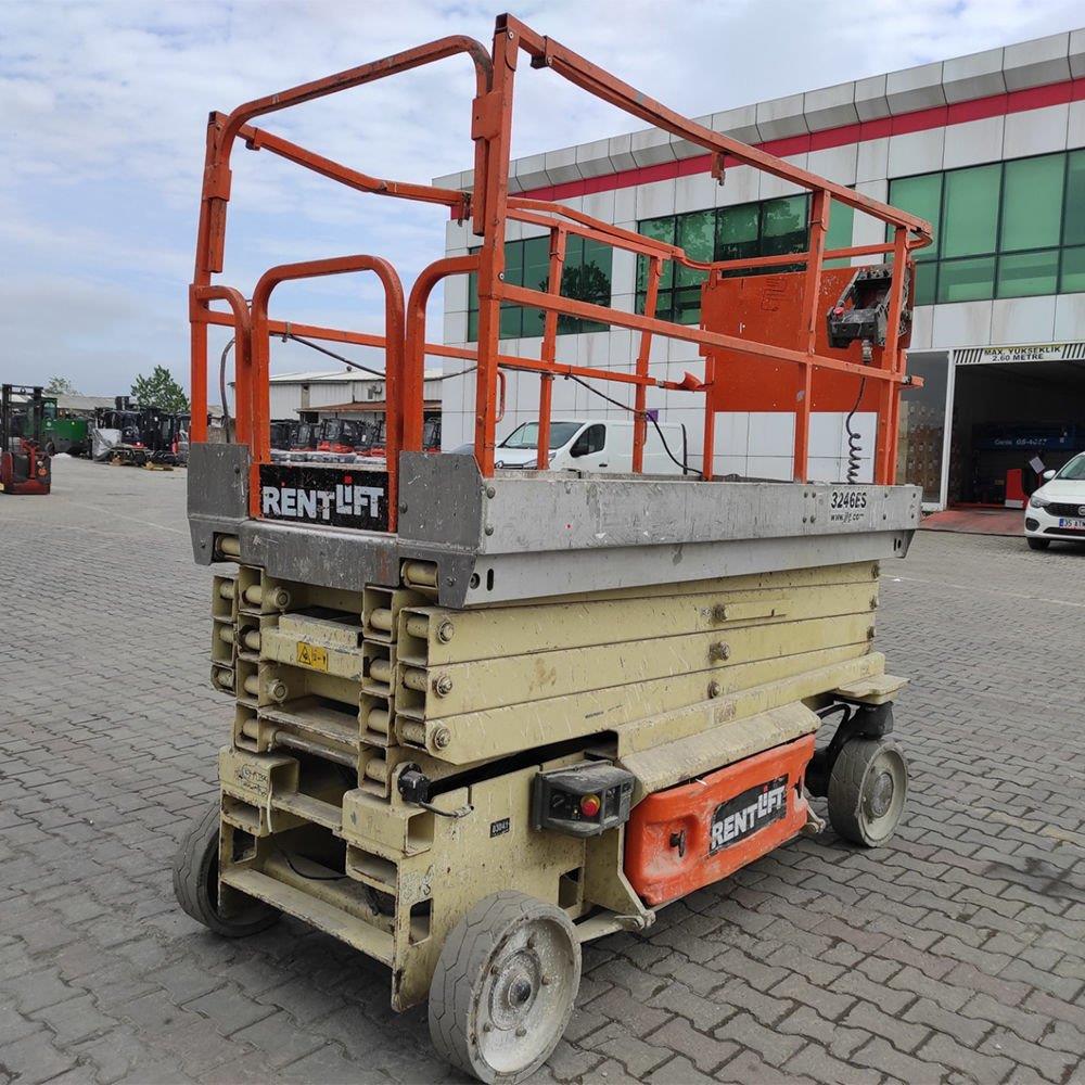 JLG 3246ES  Makaslı Platform Manlift (J1.3041)