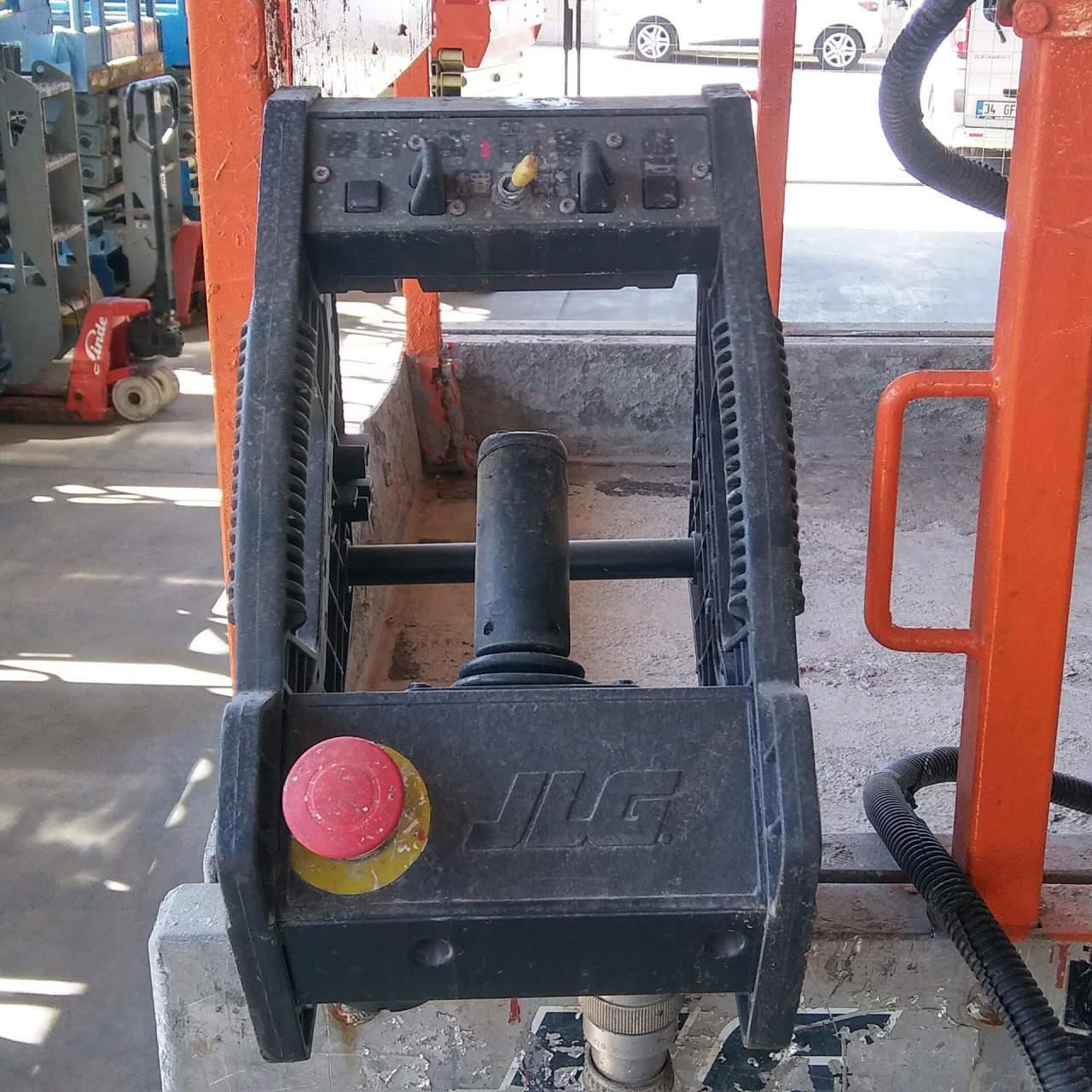 JLG 3246ES  Makaslı Platform Manlift (J1.3491)